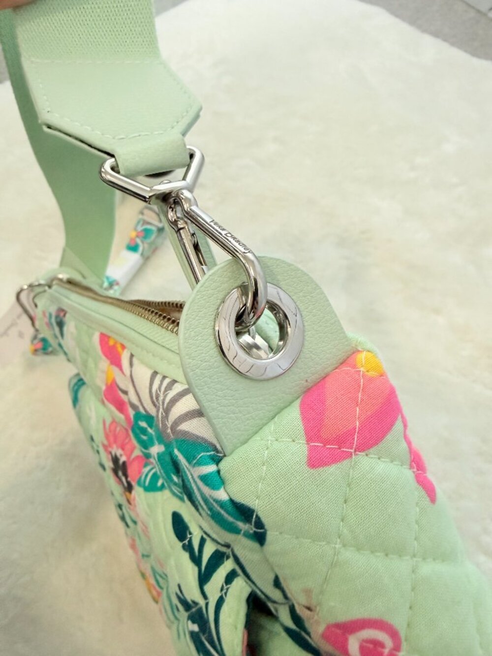 NWT Vera Bradley Floral Quilted Convertible Crossbody Shoulder Bag Mint Green - Picture 6 of 10